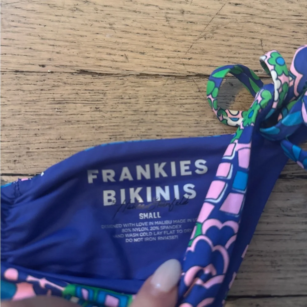 Frankie’s Bikini Set